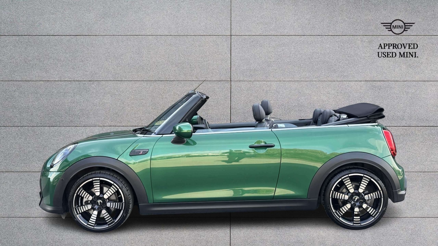 Used MINI Convertible 2024 for sale - 78161471: Photo 3