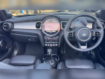 Used MINI Convertible 2024 for sale - 78161471: Photo