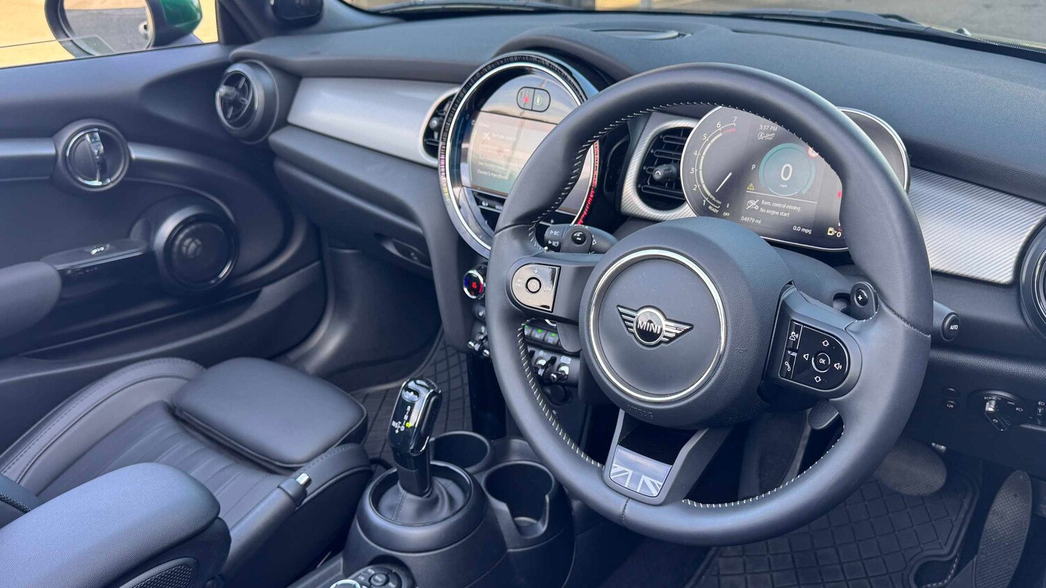 Used MINI Convertible 2024 for sale - 78161471: Photo 6