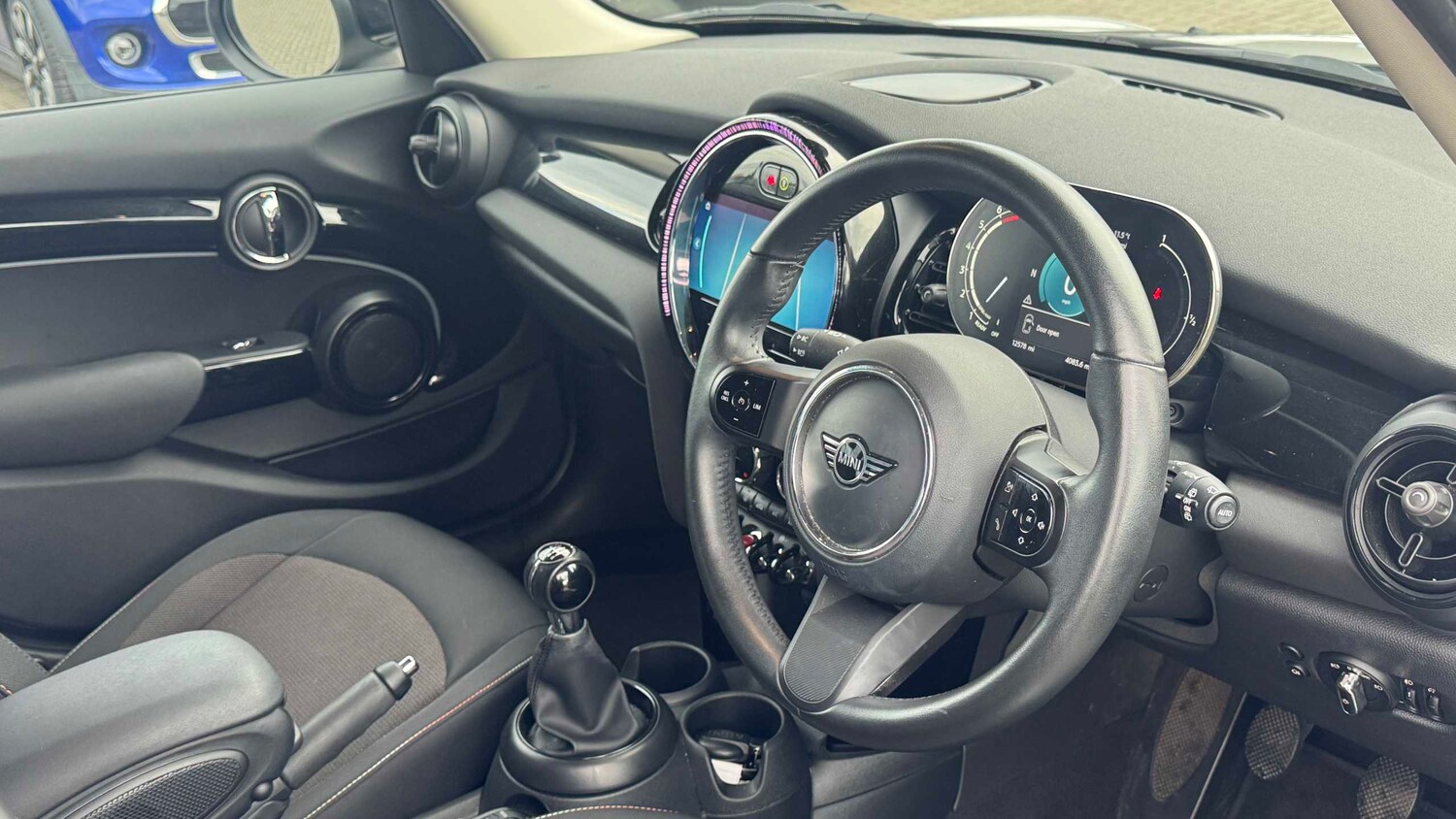 Used MINI Hatch 2023 for sale - 78104094: Photo 6