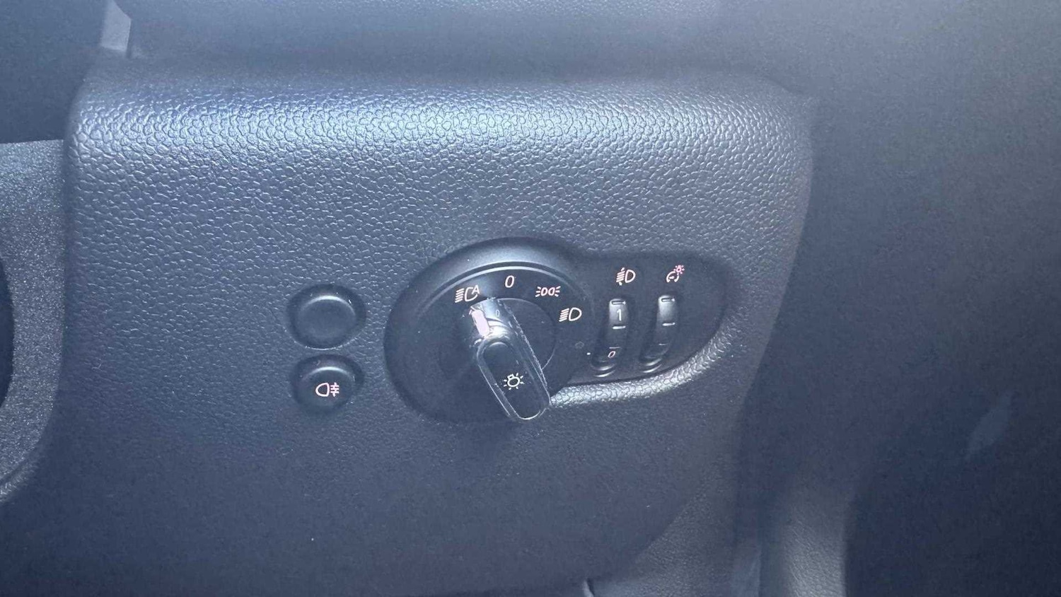 Vehicle 33