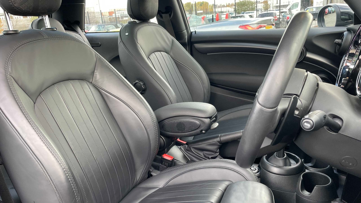 Used MINI Hatch 2022 for sale - 76488017: Photo 10