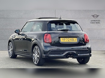 Used MINI Hatch 2022 for sale - 76488017: Photo