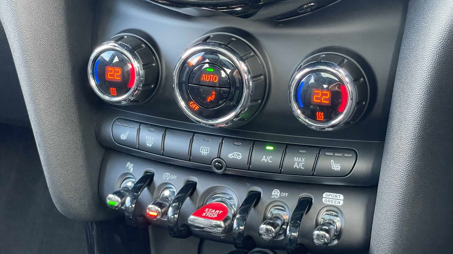 Used MINI Hatch 2022 for sale - 76488017: Photo 30