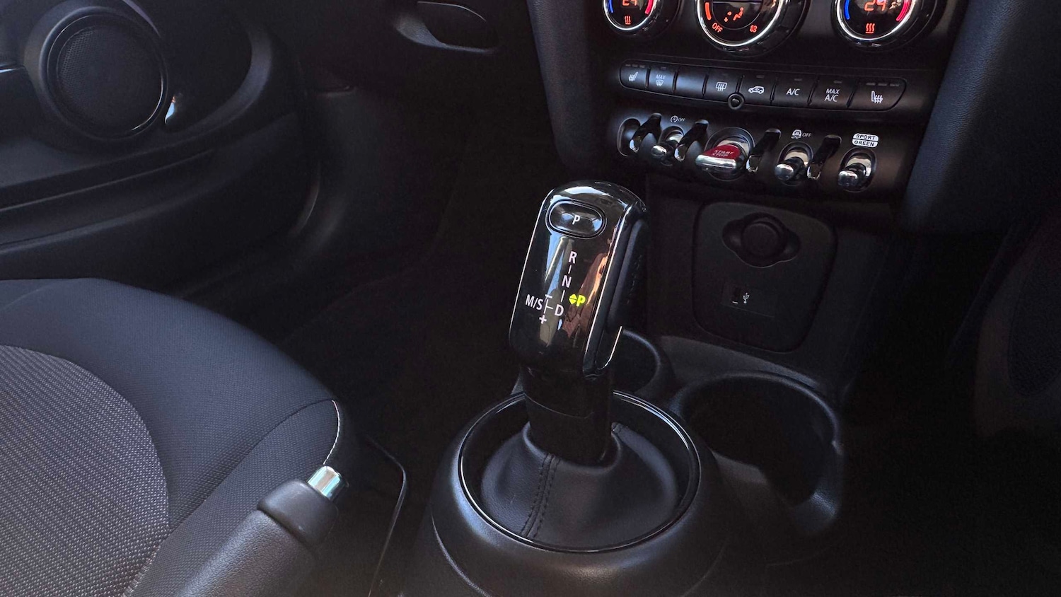 Used MINI Hatch 2023 for sale - 76610598: Photo 10