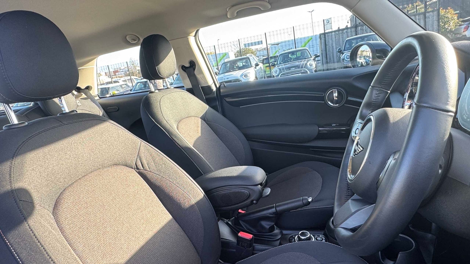 Used MINI Hatch 2023 for sale - 76610598: Photo 11