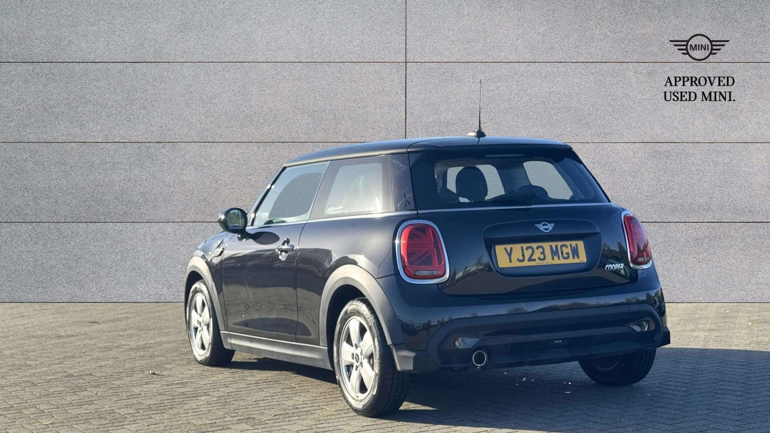 Used MINI Hatch 2023 for sale - 76610598: Photo 2