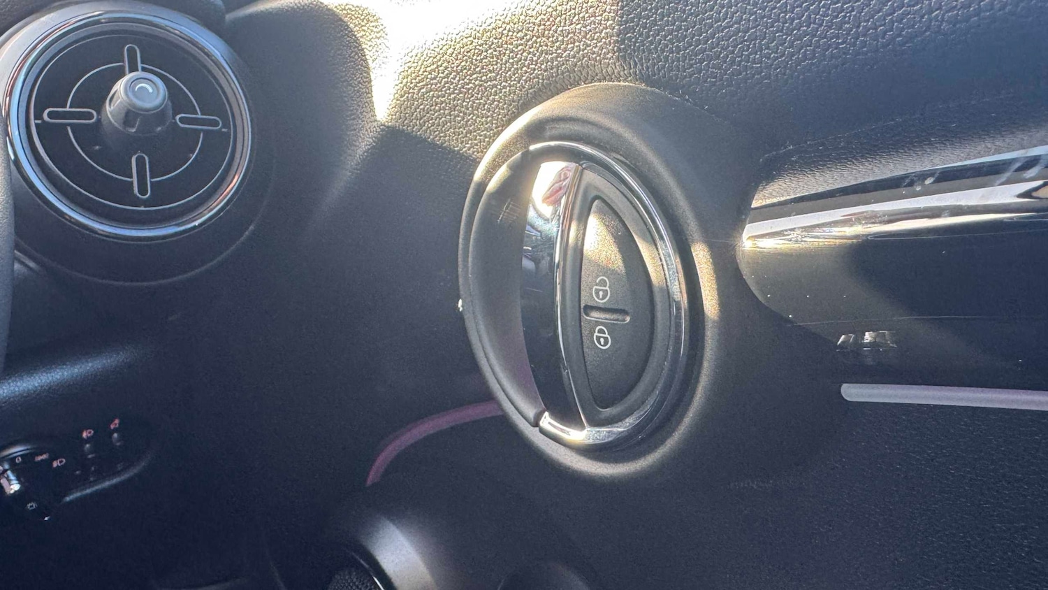 Used MINI Hatch 2023 for sale - 76610598: Photo 29