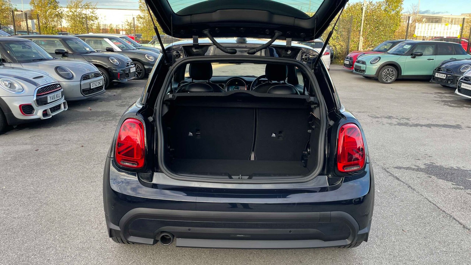 Used MINI Hatch 2023 for sale - 76390637: Photo 11