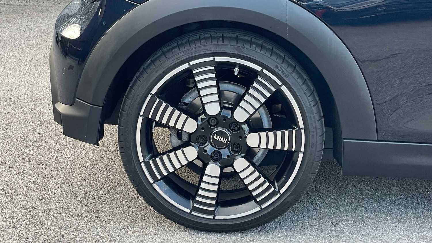 Used MINI Hatch 2023 for sale - 76390637: Photo 12
