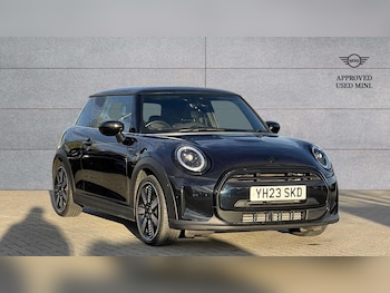 Used MINI Hatch 2023 for sale - 76390637: Photo