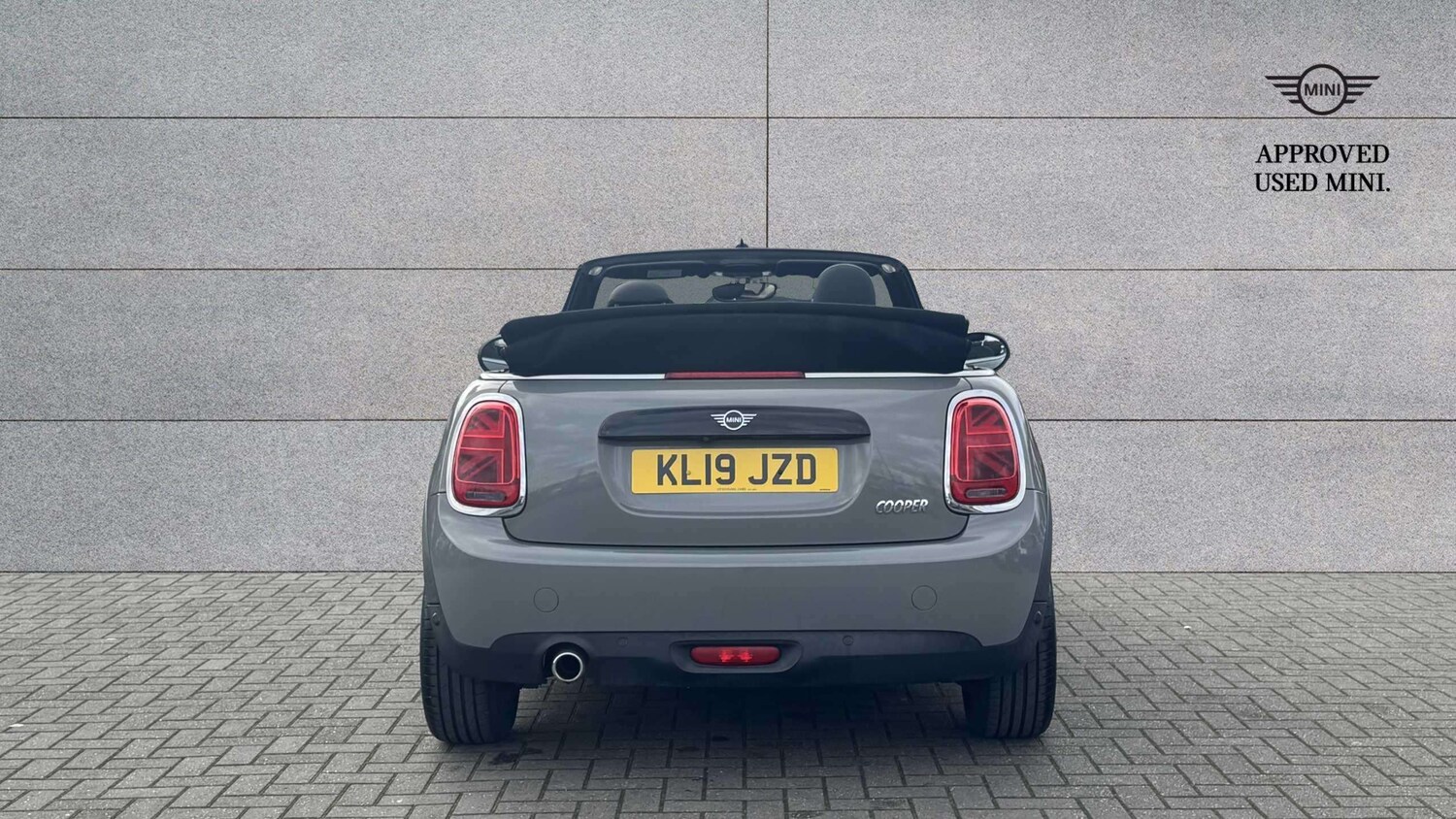 Used MINI Convertible 2019 for sale - 78010373: Photo 13