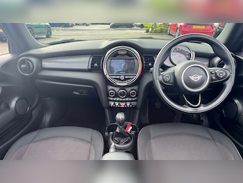 Used MINI Convertible 2019 for sale - 78010373: Photo