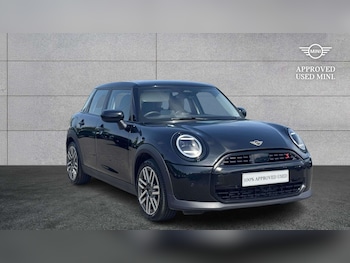 Used MINI Cooper 2024 for sale - 79096003: Photo