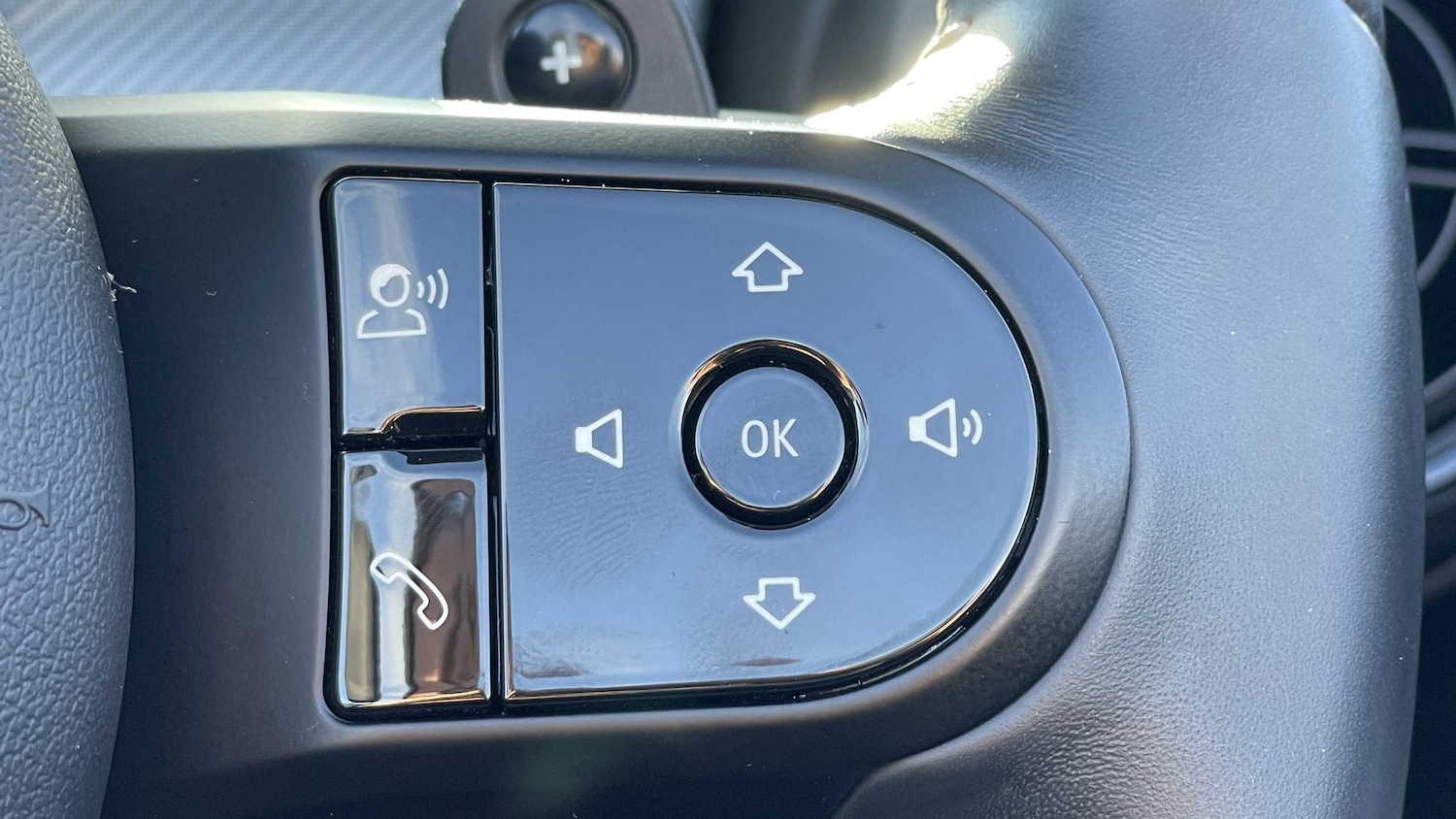 Used MINI Convertible 2021 for sale - 76373789: Photo 25