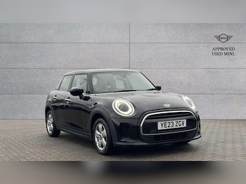 2023 - 1.5 Cooper Classic 5dr Auto [Comfort/Nav Pack]