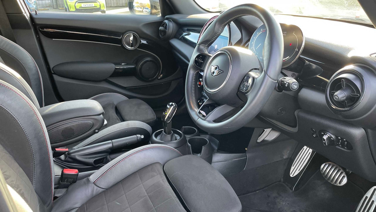 Used MINI Hatch 2021 for sale - 76718153: Photo 6