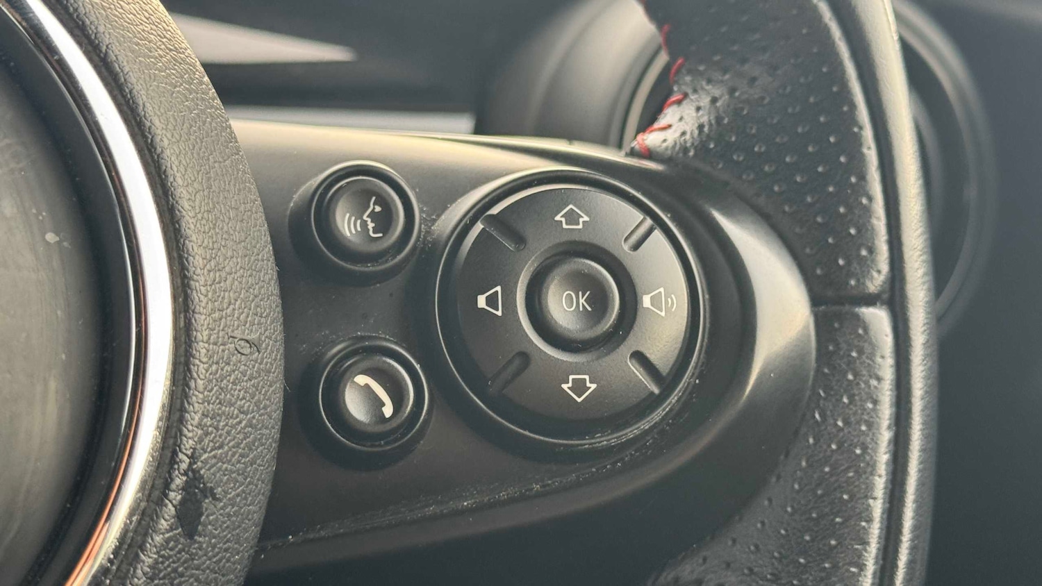 Used MINI Hatch 2018 for sale - 76624488: Photo 17