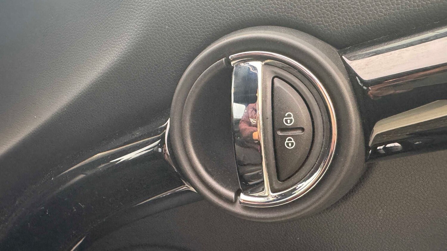 Used MINI Hatch 2018 for sale - 76624488: Photo 29