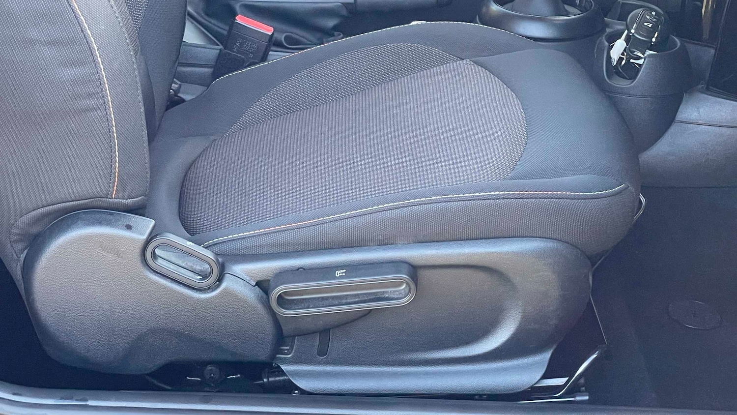 Used MINI Hatch 2023 for sale - 76610699: Photo 22