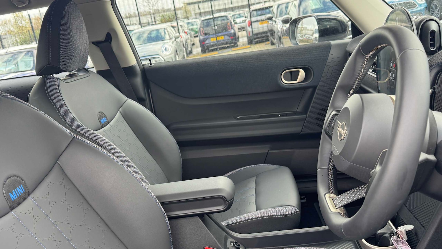 Used MINI Cooper 2025 for sale - 78076824: Photo 10