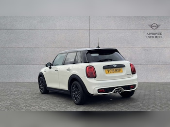 Used MINI Hatch 2019 for sale - 76435670: Photo