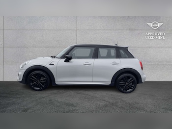 Used MINI Hatch 2019 for sale - 79095907: Photo