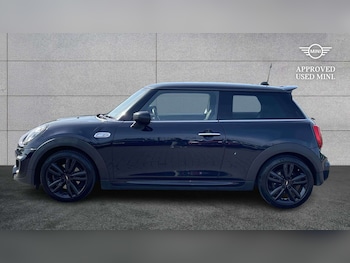 Used MINI Hatch 2019 for sale - 78732344: Photo
