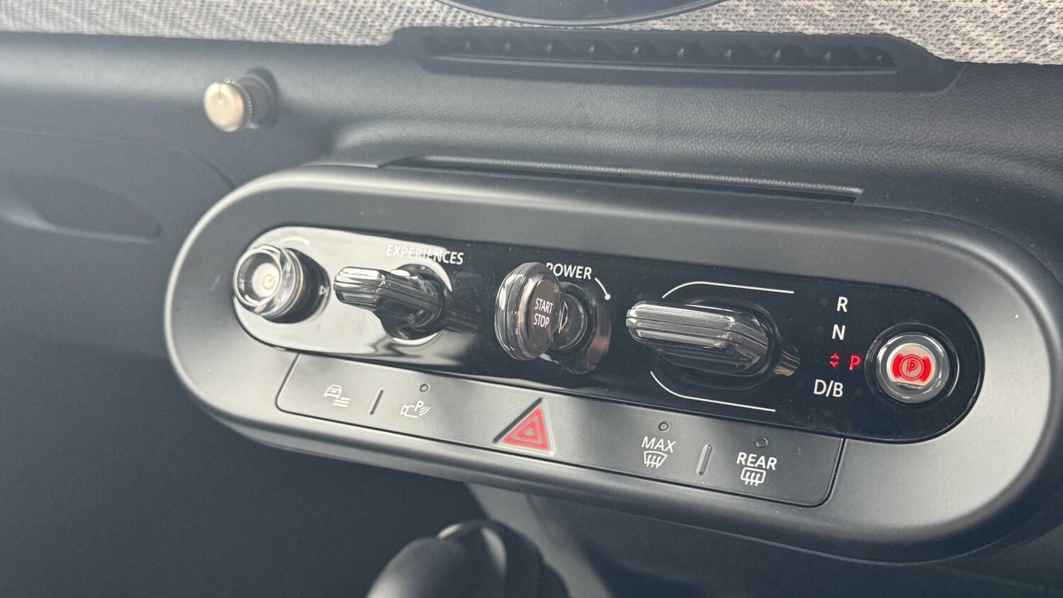 Used MINI Cooper 2024 for sale - 76205232: Photo 28