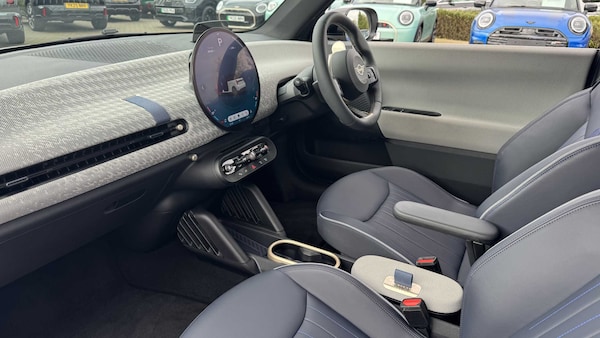 Used MINI Cooper 2024 for sale - 76205232: Photo 7