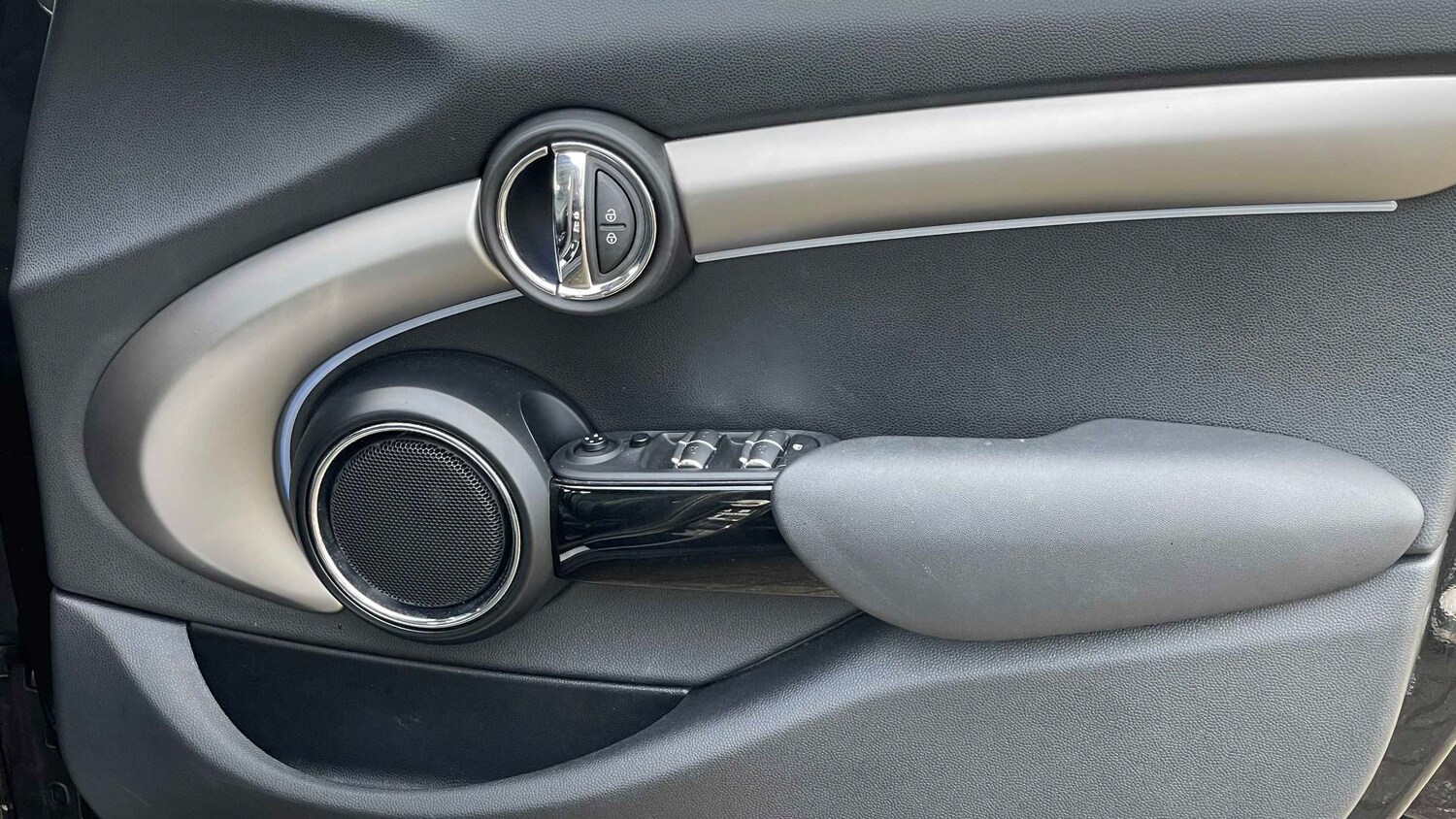 Used MINI Hatch 2019 for sale - 77886242: Photo 20