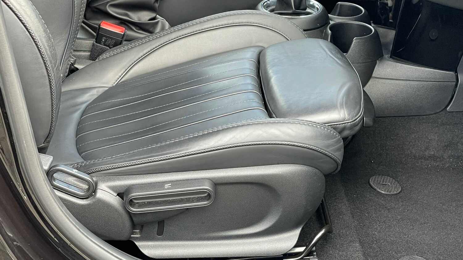 Used MINI Hatch 2019 for sale - 77886242: Photo 21