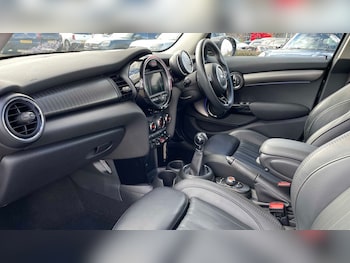 Used MINI Hatch 2019 for sale - 77886242: Photo