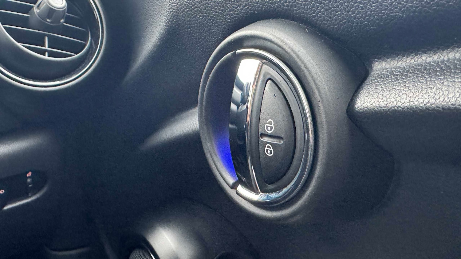 Used MINI Hatch for sale - 77601280: Photo 26