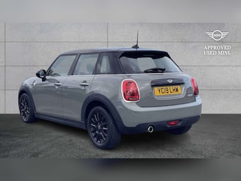 Used MINI Hatch 2019 for sale - 79864255: Photo