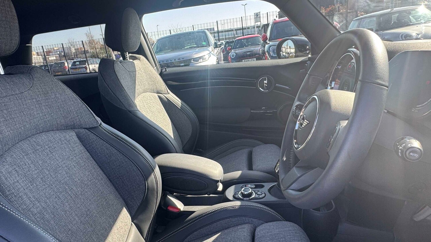 Used MINI Hatch 2022 for sale - 77943383: Photo 11