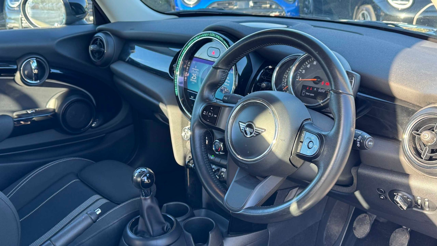 Used MINI Hatch 2022 for sale - 76705200: Photo 4