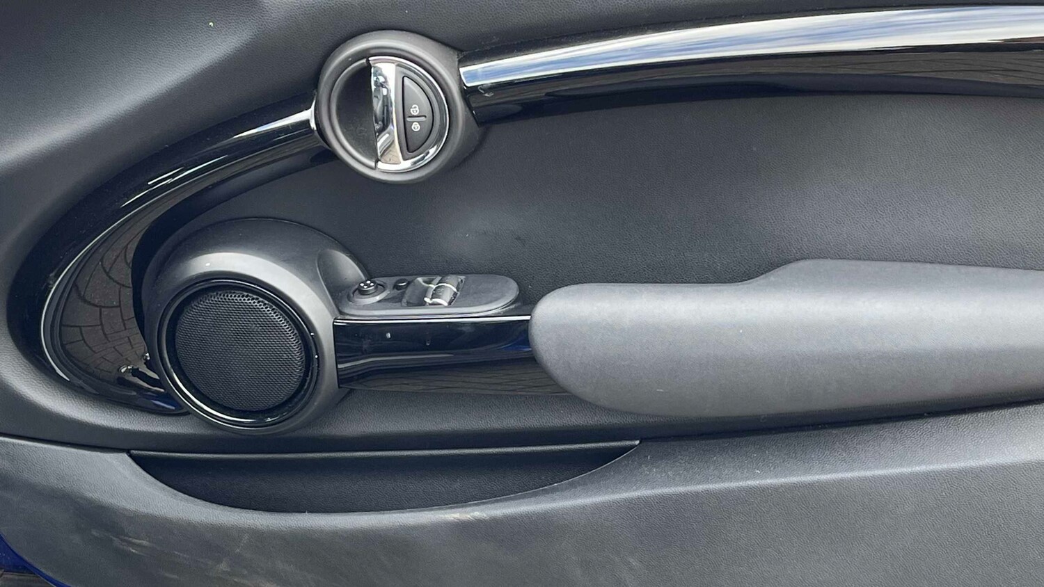 Used MINI Hatch 2018 for sale - 78076759: Photo 19