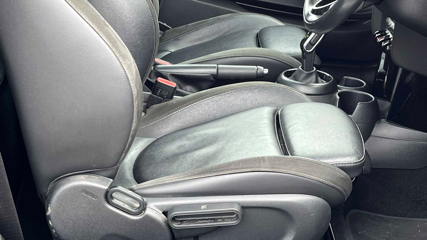 Used MINI Hatch 2018 for sale - 78076759: Photo 20