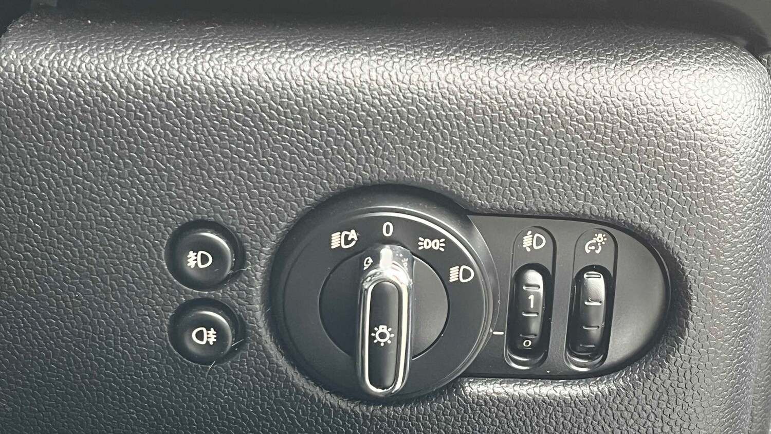 Used MINI Hatch 2018 for sale - 78076759: Photo 21