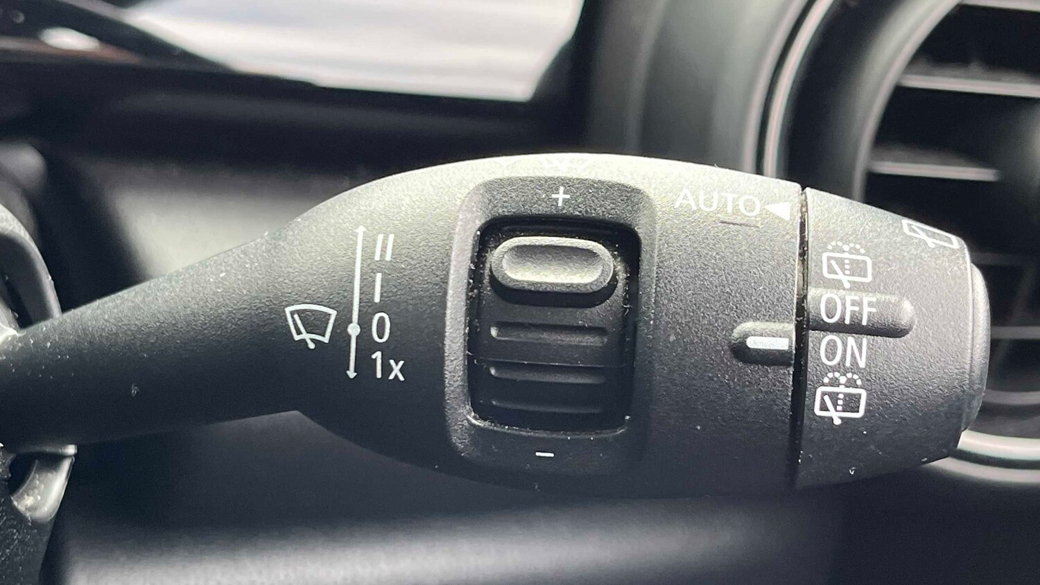 Used MINI Hatch 2018 for sale - 78076759: Photo 25