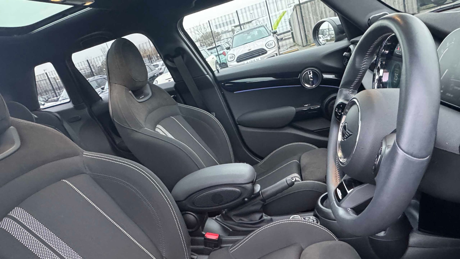 Used MINI Hatch 2024 for sale - 77219692: Photo 12