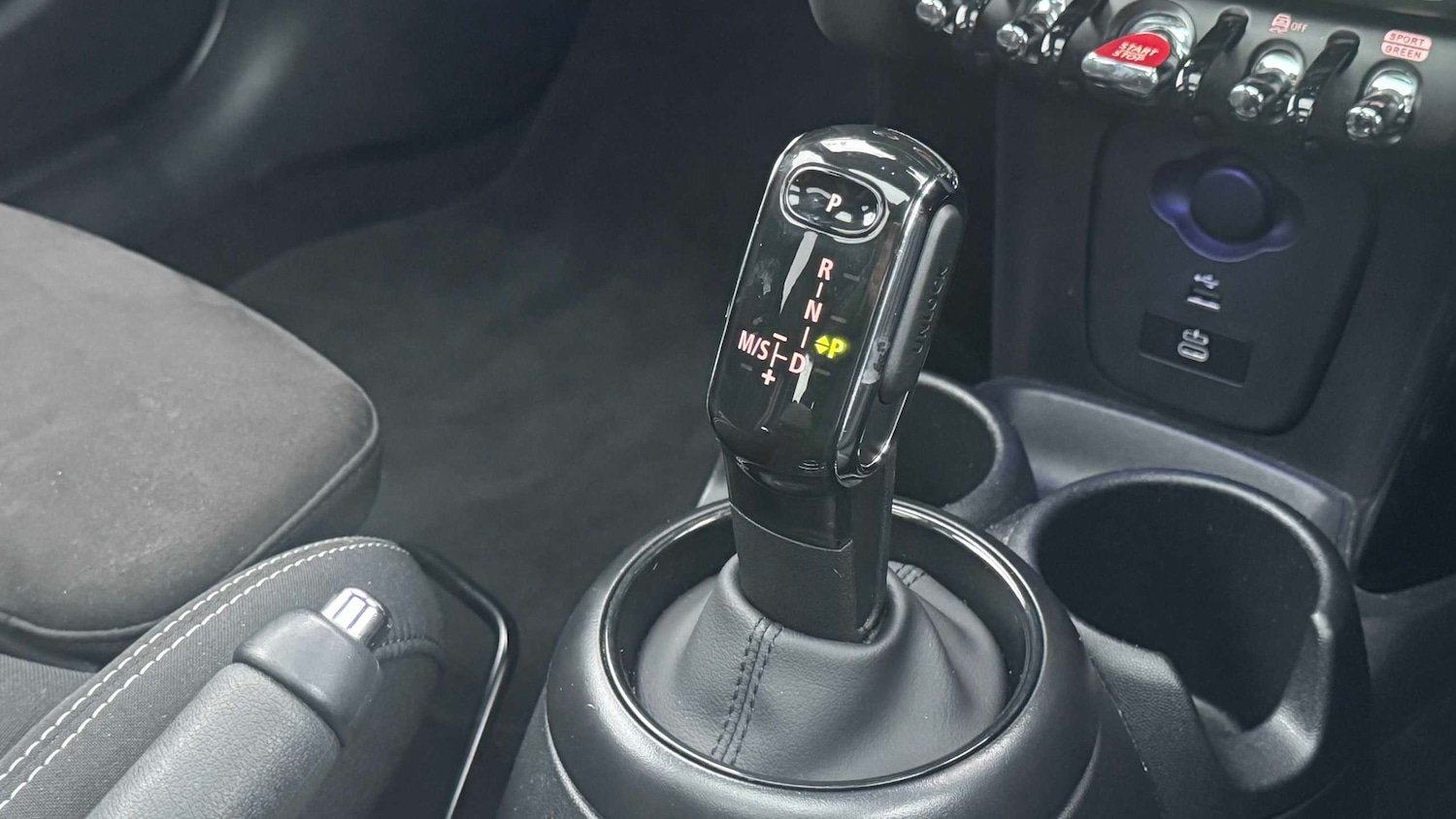 Used MINI Hatch 2024 for sale - 77219692: Photo 9