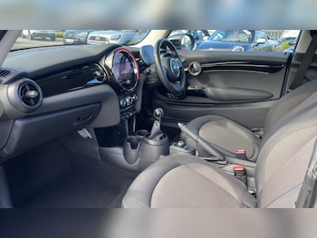 Used MINI Hatch 2021 for sale - 78024165: Photo