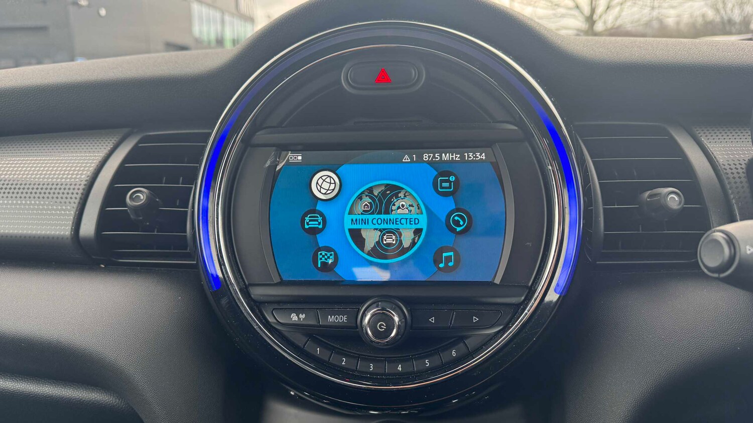 Used MINI Hatch 2019 for sale - 77601300: Photo 9