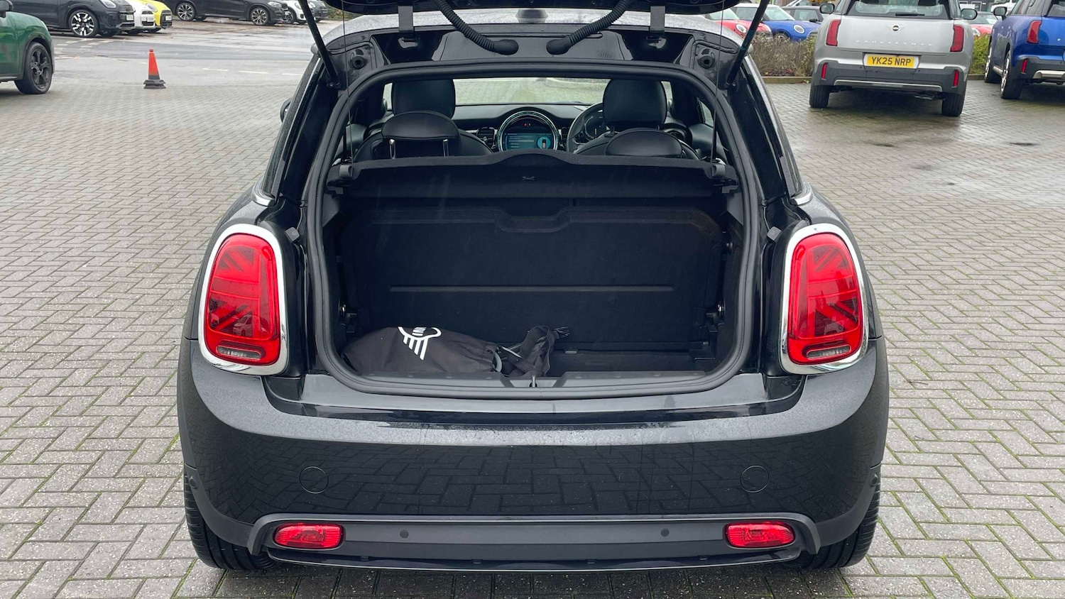 Used MINI Hatch 2022 for sale - 76575900: Photo 12