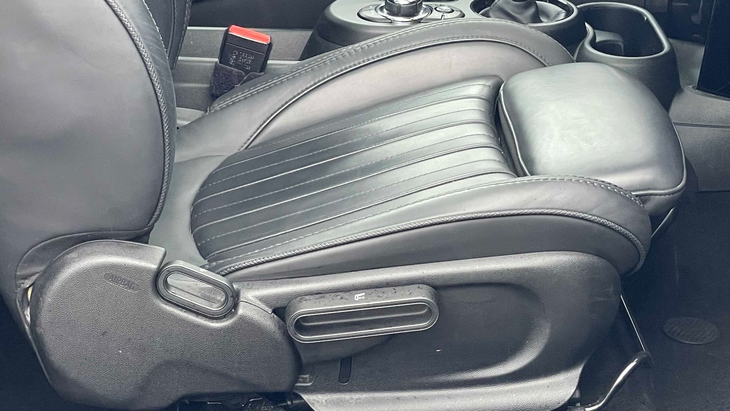 Used MINI Hatch 2022 for sale - 76575900: Photo 23