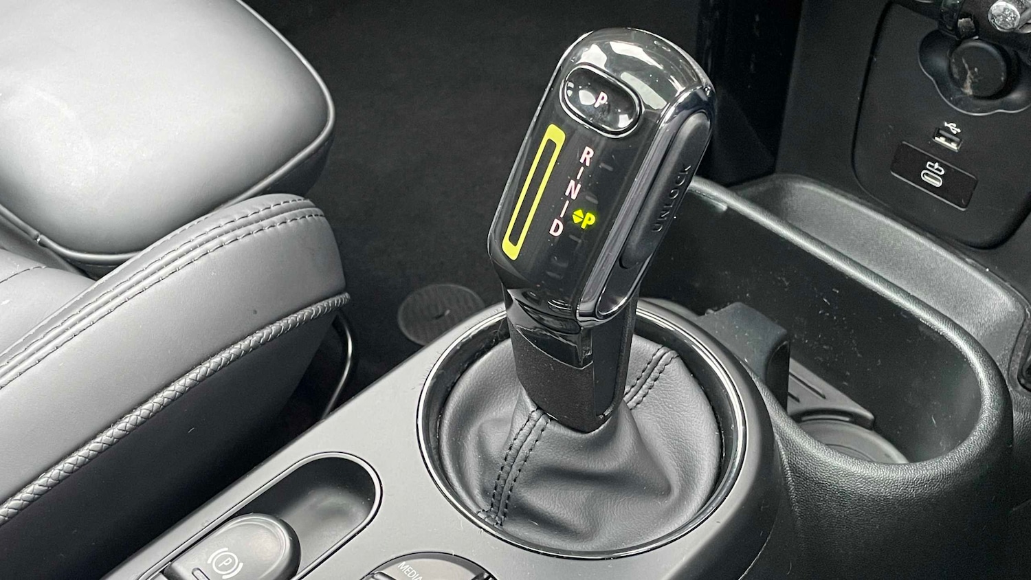 Used MINI Hatch 2022 for sale - 76575900: Photo 9