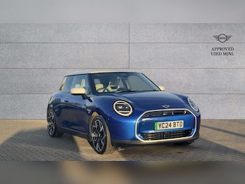 Used MINI Cooper 2024 for sale - 76411385: Photo