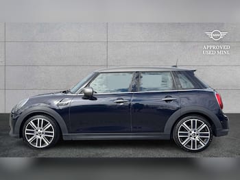 Used MINI Hatch 2022 for sale - 79825301: Photo
